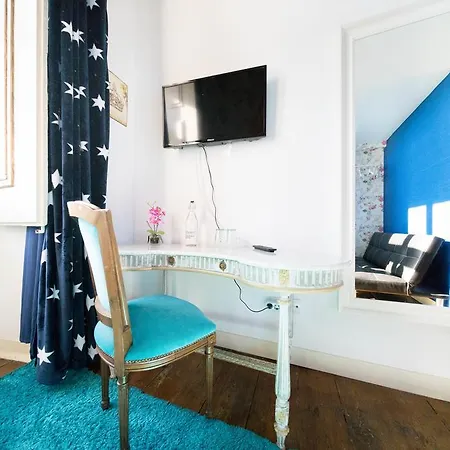 Ph In Chiado Albergue