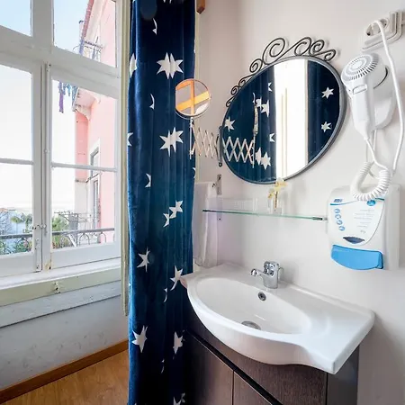 Hostel Ph In Chiado *