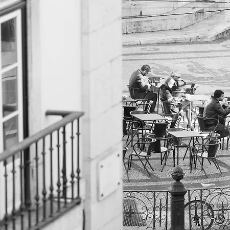 Ph In Chiado * Lisbon